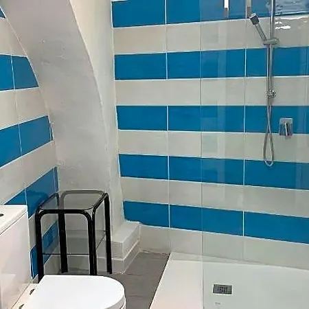 Evaref House 4*