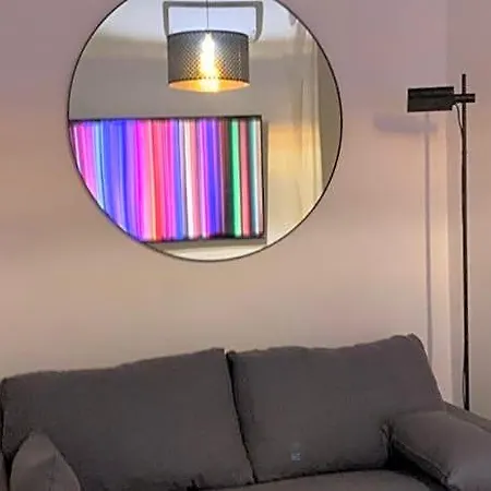 Ξενοδοχείο Evaref House 4*